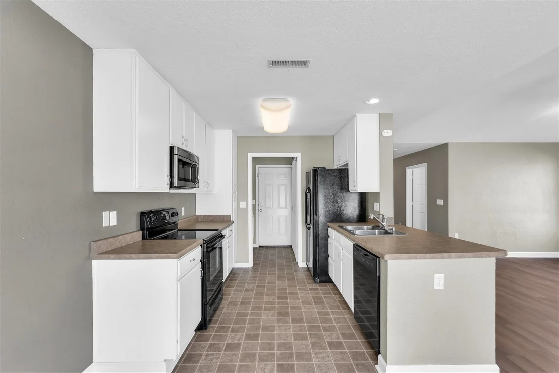 Photo of 702 Newton Drive