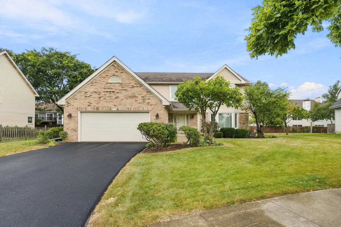 Photo of 1011 E Amberwood Circle