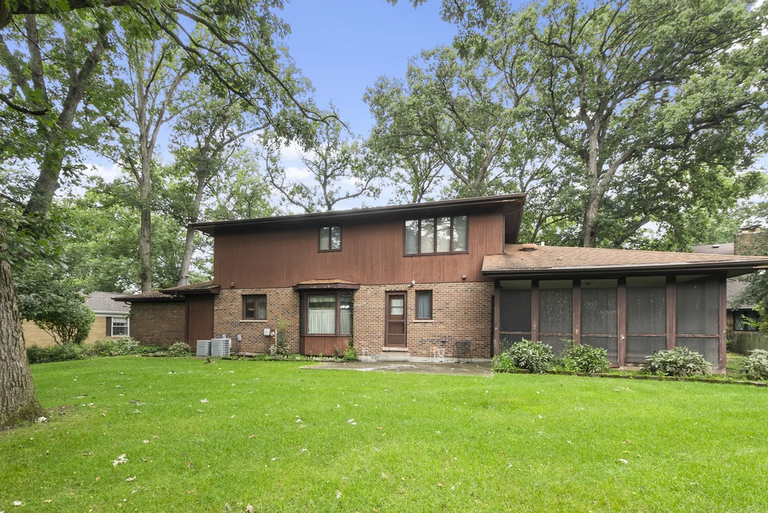 Photo of 3400 Parthenon Way