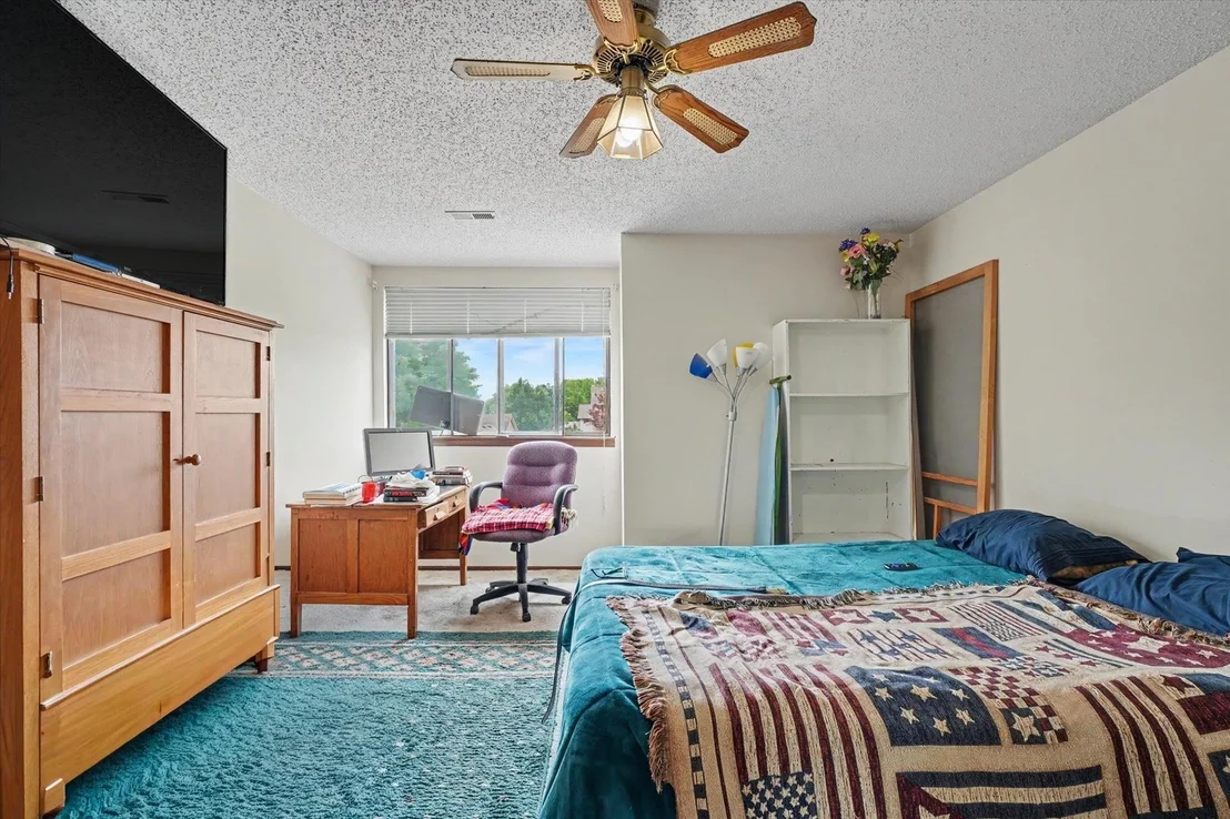 Photo of 711 Higgins Road