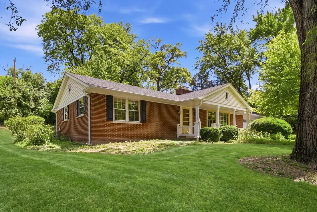 Photo of 237 Beachview Lane