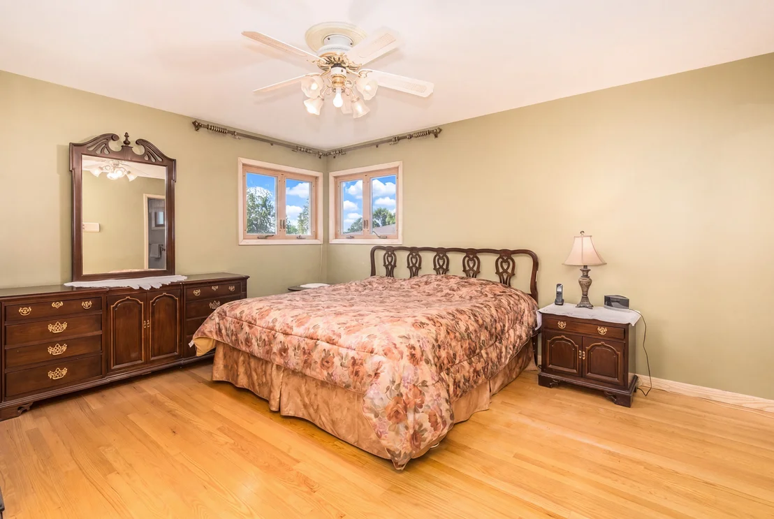 Photo of 8432 W Amelia Drive