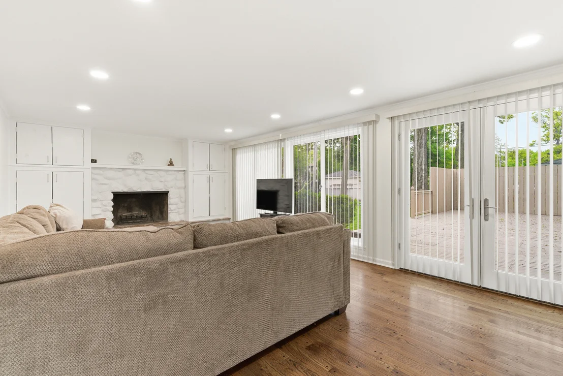 Photo of 1725 Sunset Ridge Road
