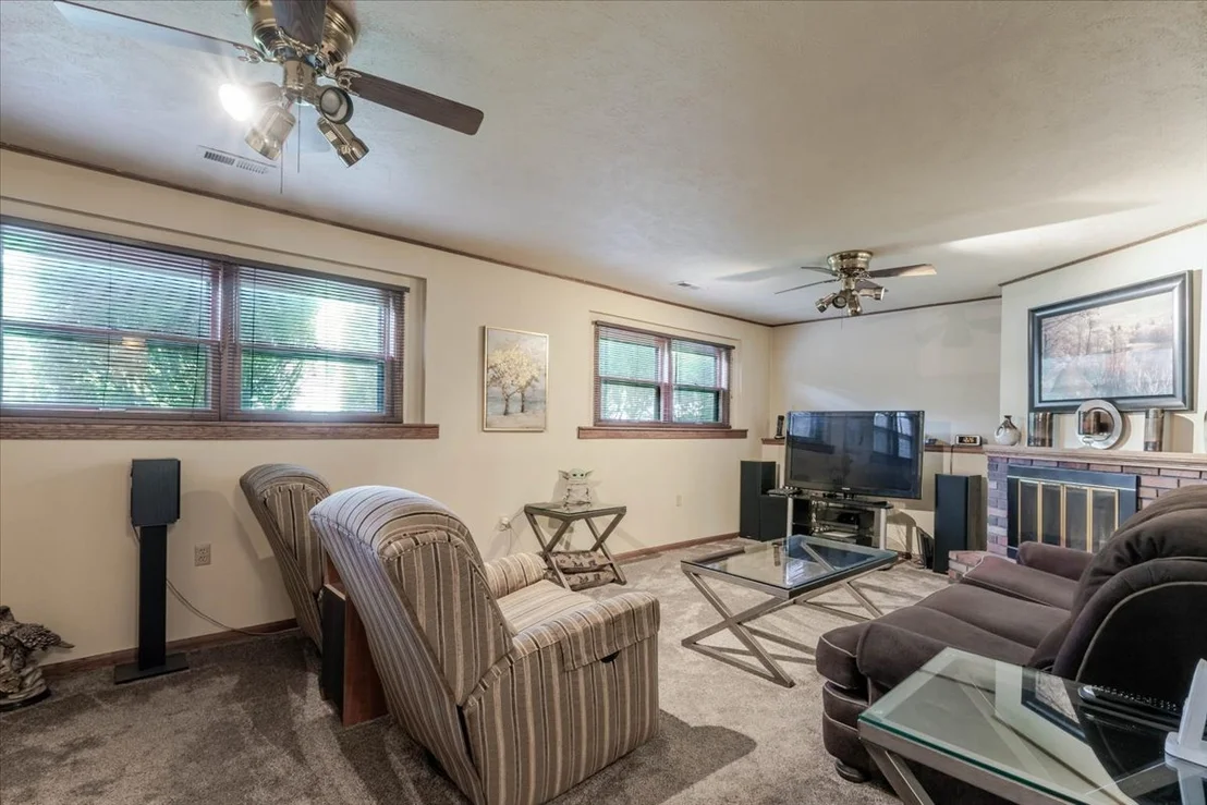 Photo of 122 Camelot Drive