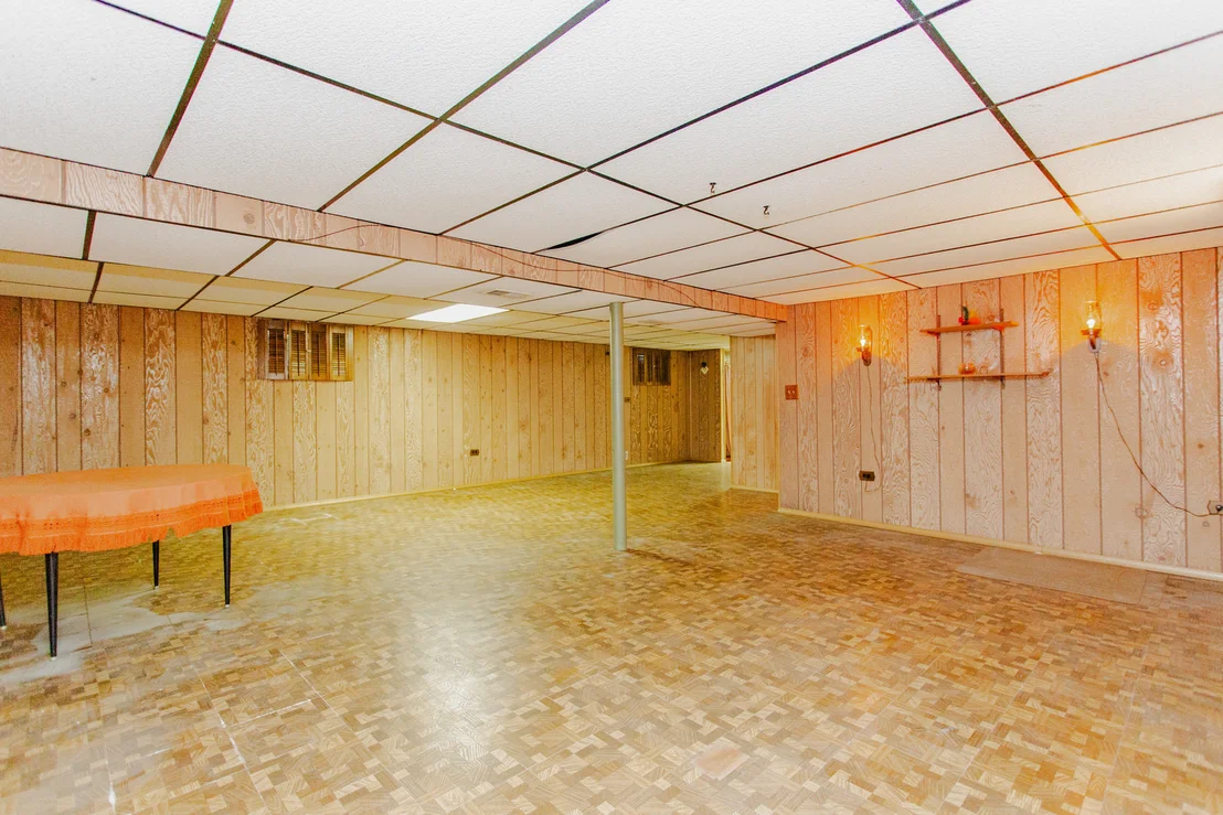 Photo of 255 W Walnut Avenue