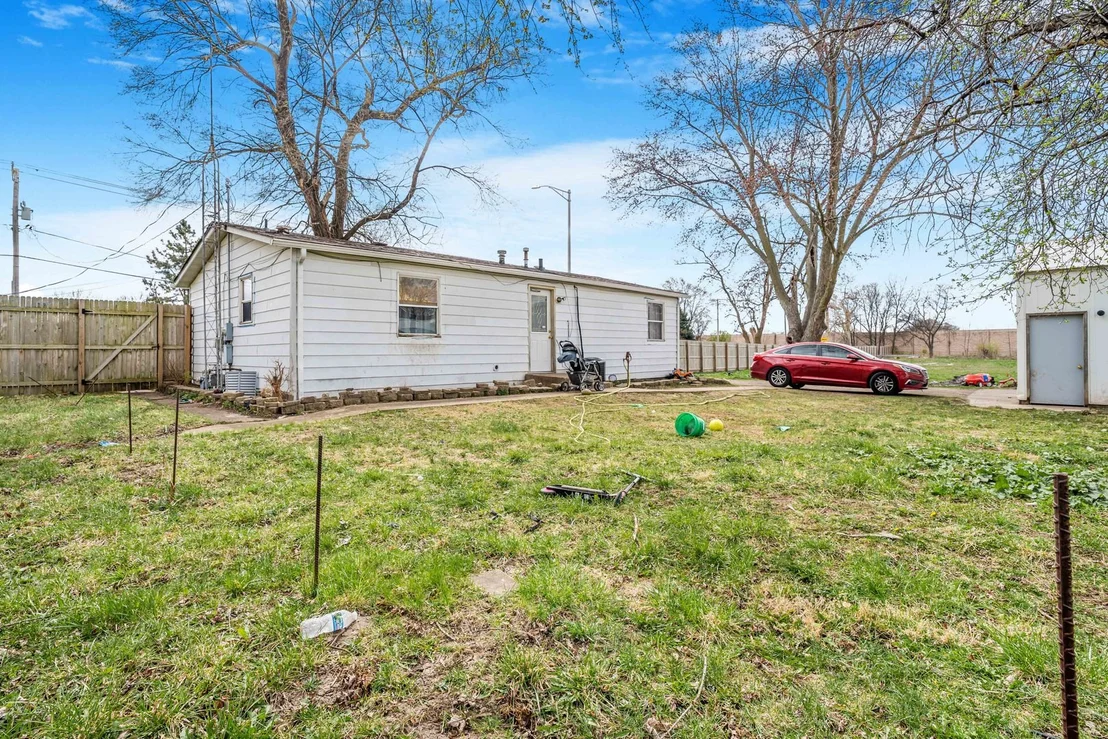Photo of 22252 W Taylor Road