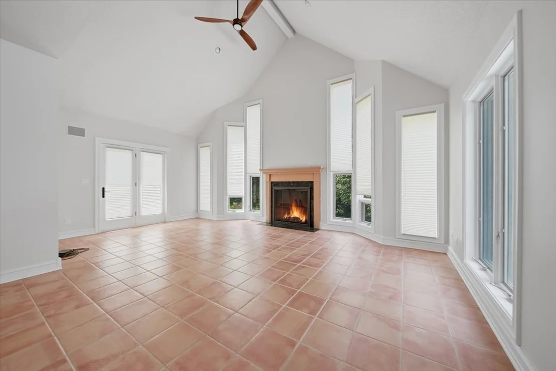 Photo of 17619 Grandview Drive