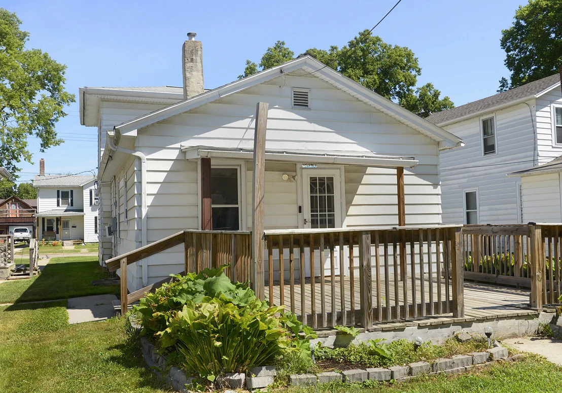 Photo of 915 Illinois Avenue