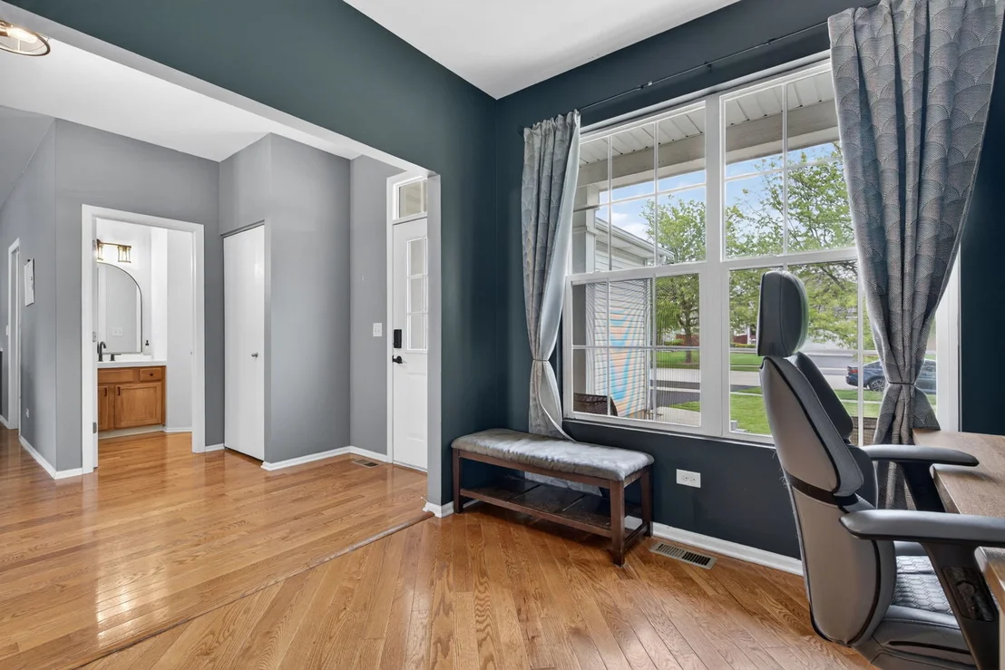 Photo of 1501 Roth Drive