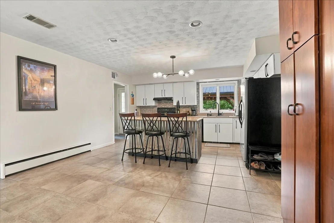 Photo of 518 Sunrise Drive