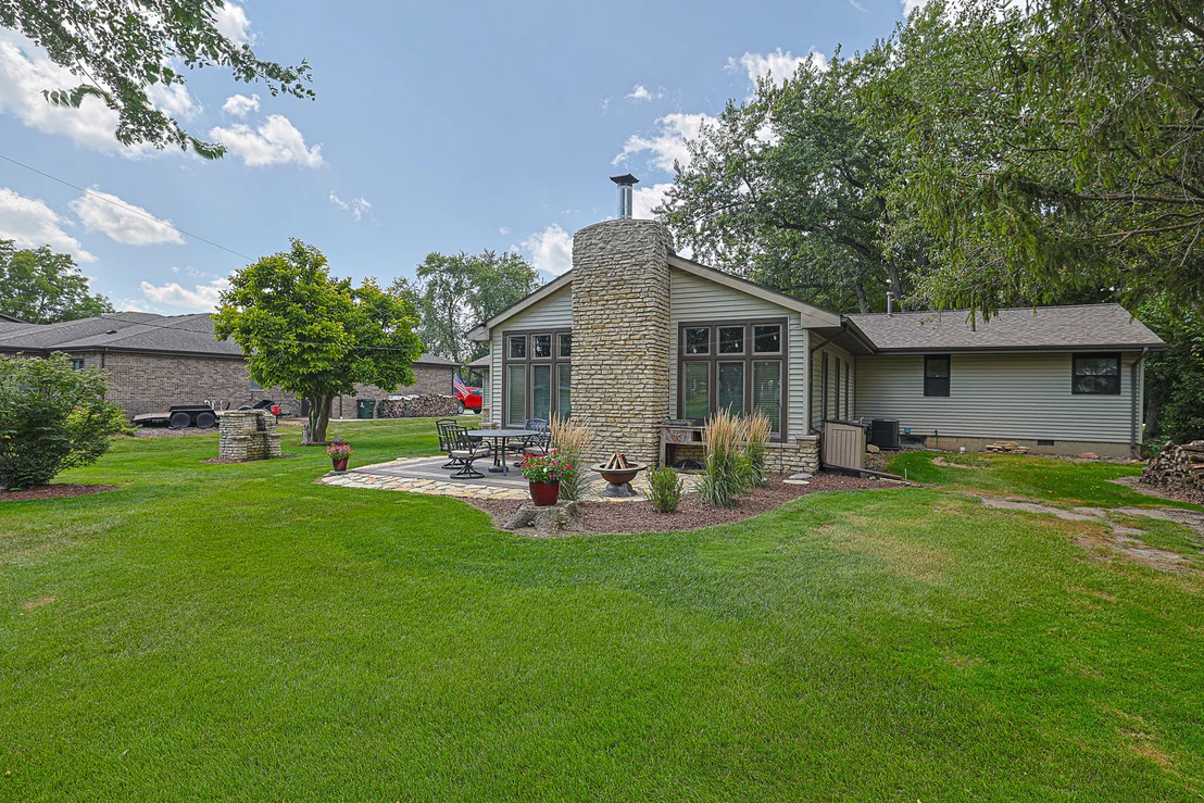 Photo of 824 Ogden Road