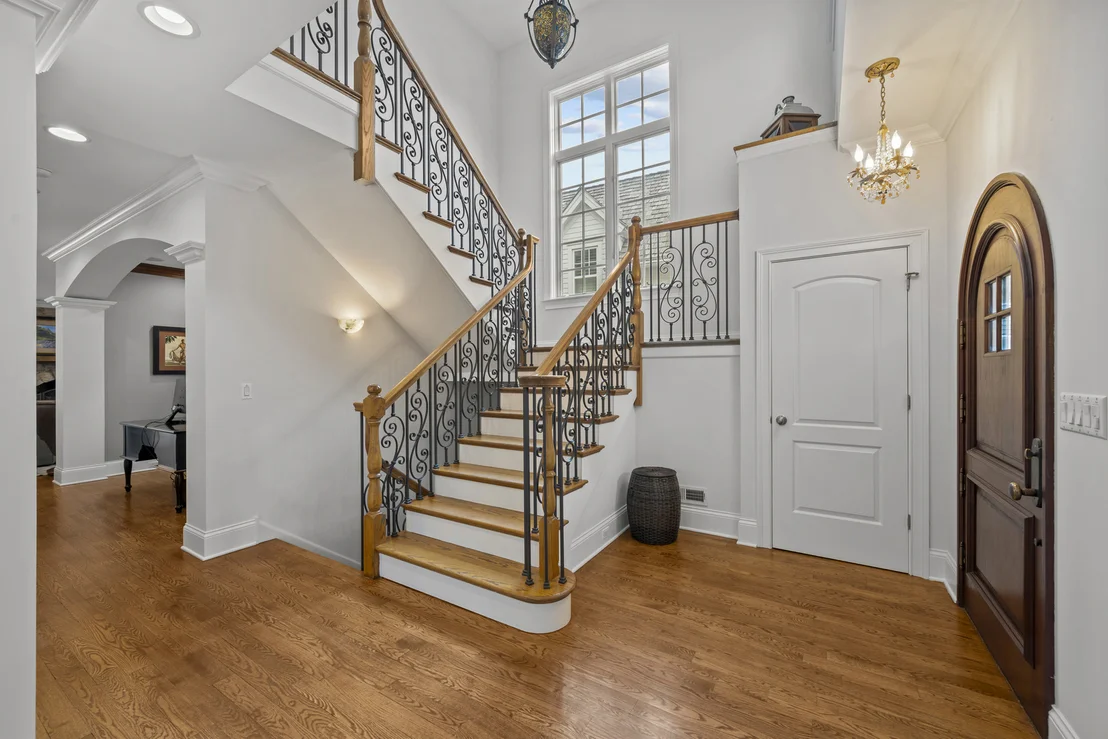 Photo of 33 Washington Circle