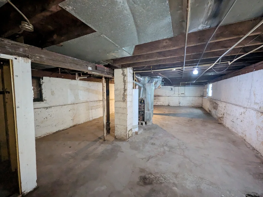 Photo of 215 W 112th Place