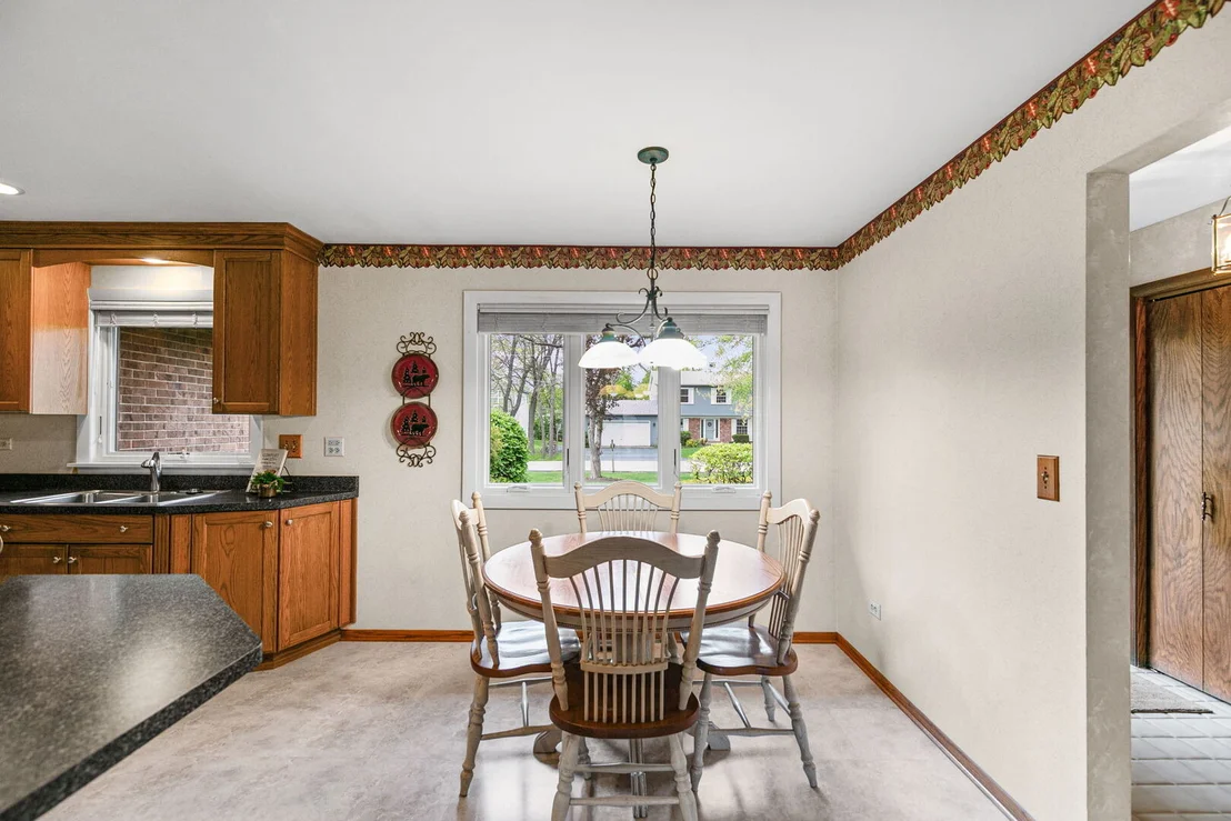 Photo of 4269 Harper Avenue