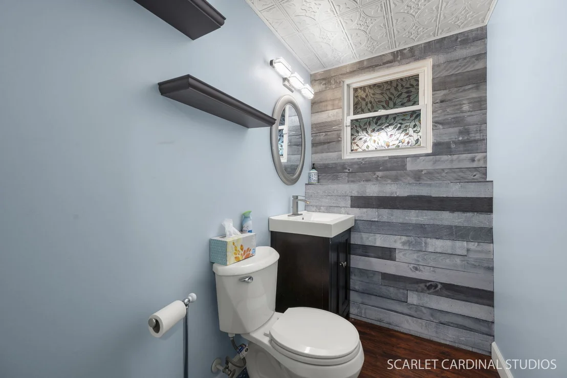Photo of 1102 Walnut Avenue