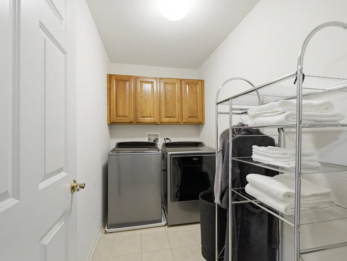 Photo of 490 Dolton Lane