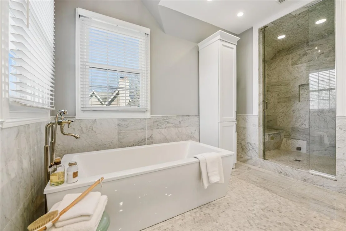 Photo of 1024 Prairie Lawn Road