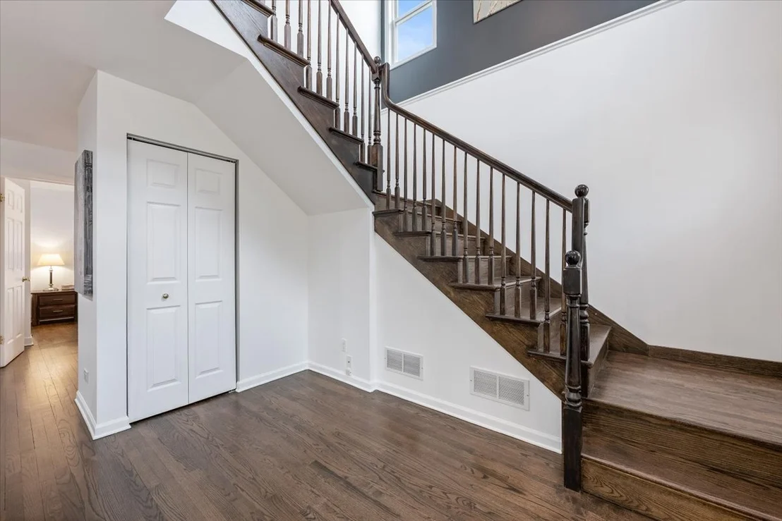 Photo of 5877 N Central Avenue
