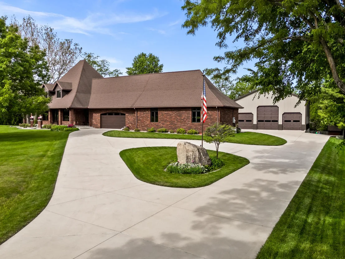 Photo of 606 Harvey Road