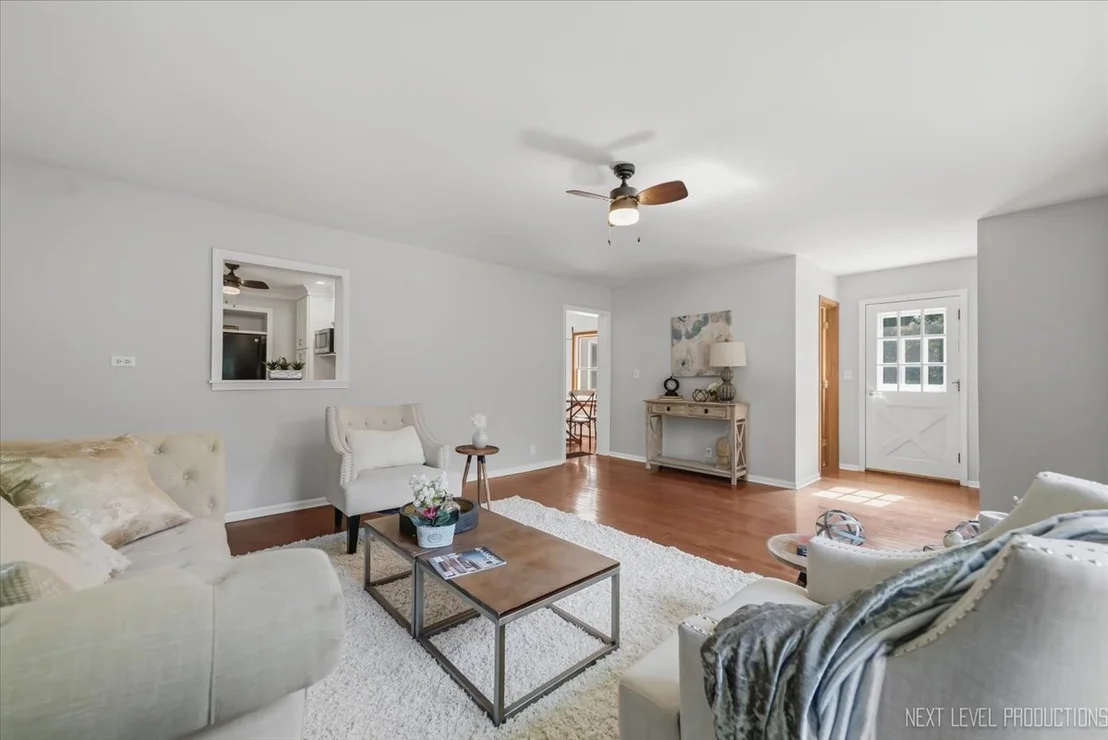 Photo of 32W183 Glos Street