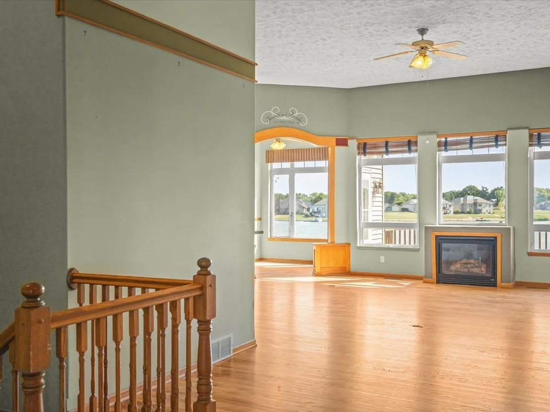 Photo of Unit 0 at 3729 Lakeview Drive