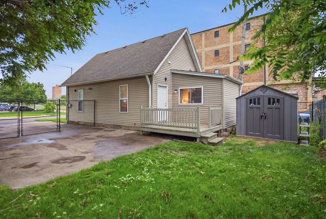 Photo of 122 Cross Street