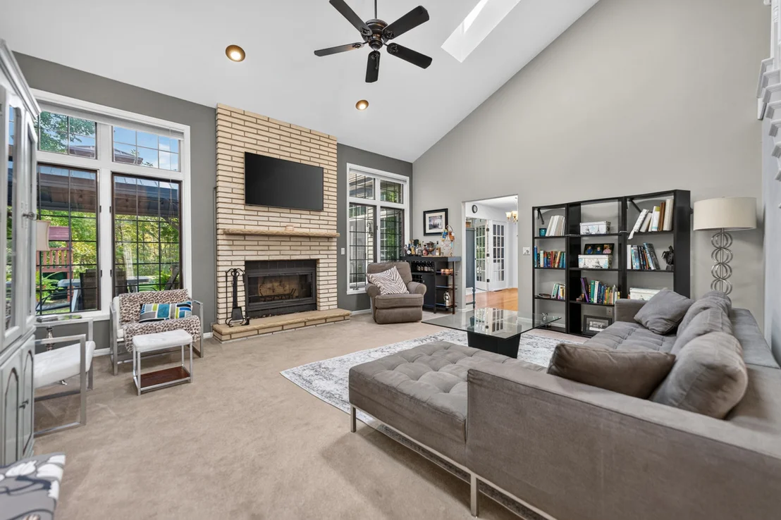 Photo of 9176 Forest Ridge Drive