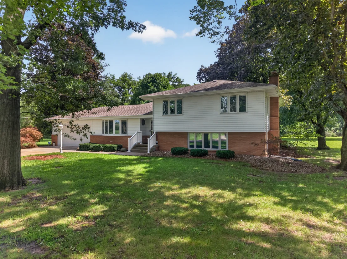 Photo of 5 N Acres Drive