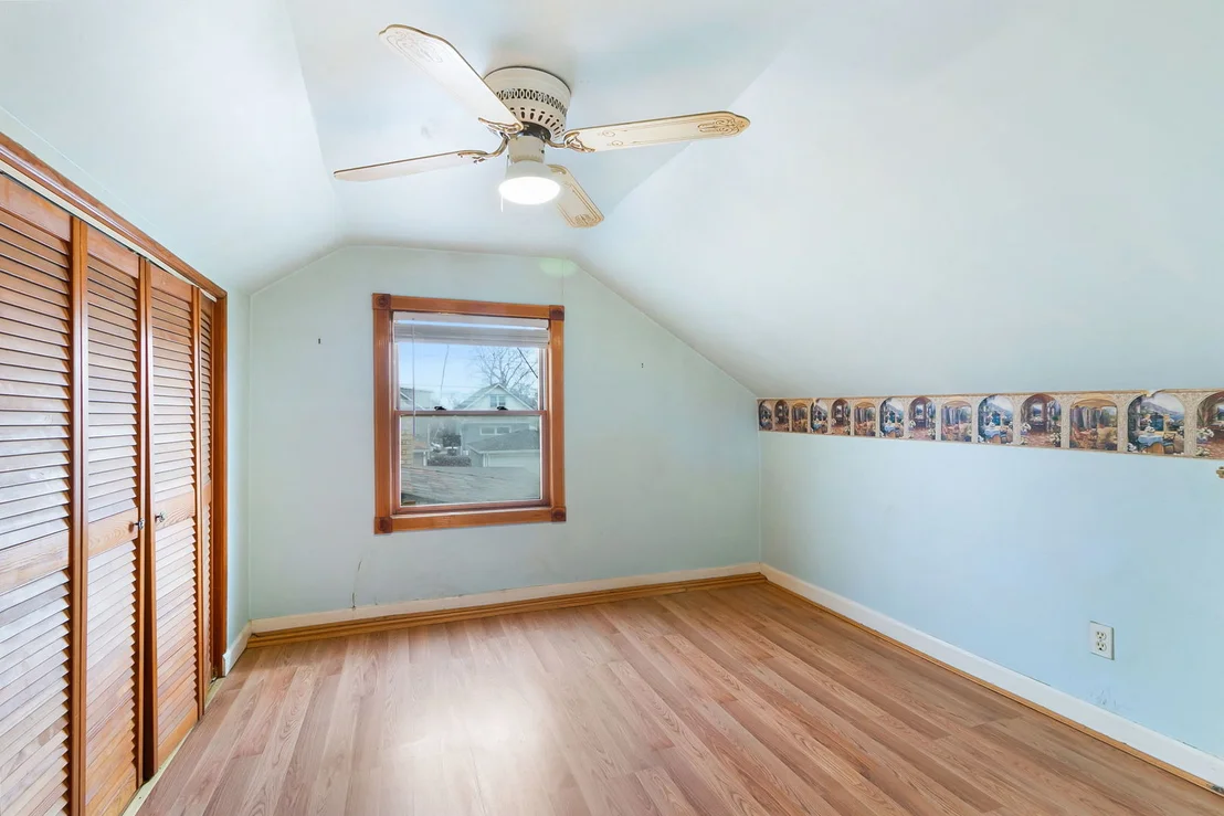 Photo of 4539 Clyde Avenue