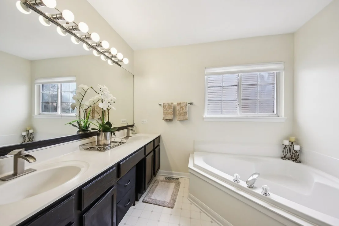 Photo of 533 Rose Lane