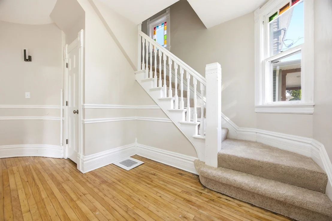 Photo of 340 Moseley Street