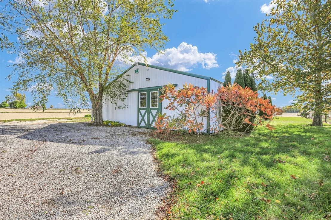 Photo of 561 County Road 700 N