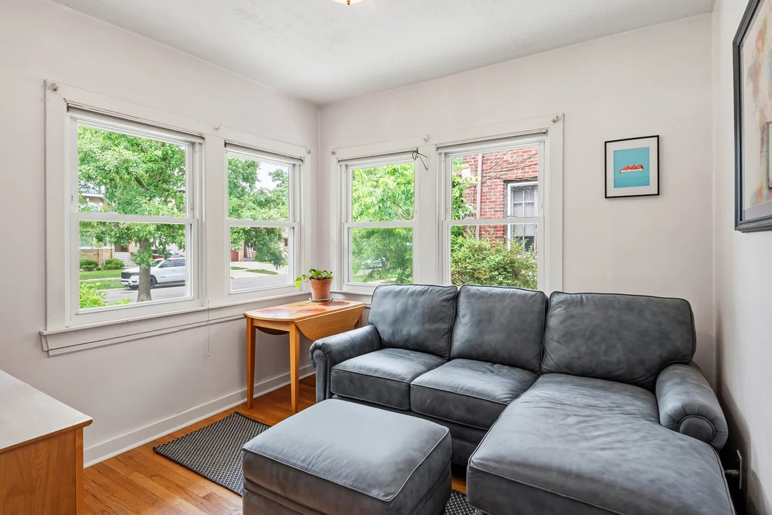 Photo of 389 Addison Road