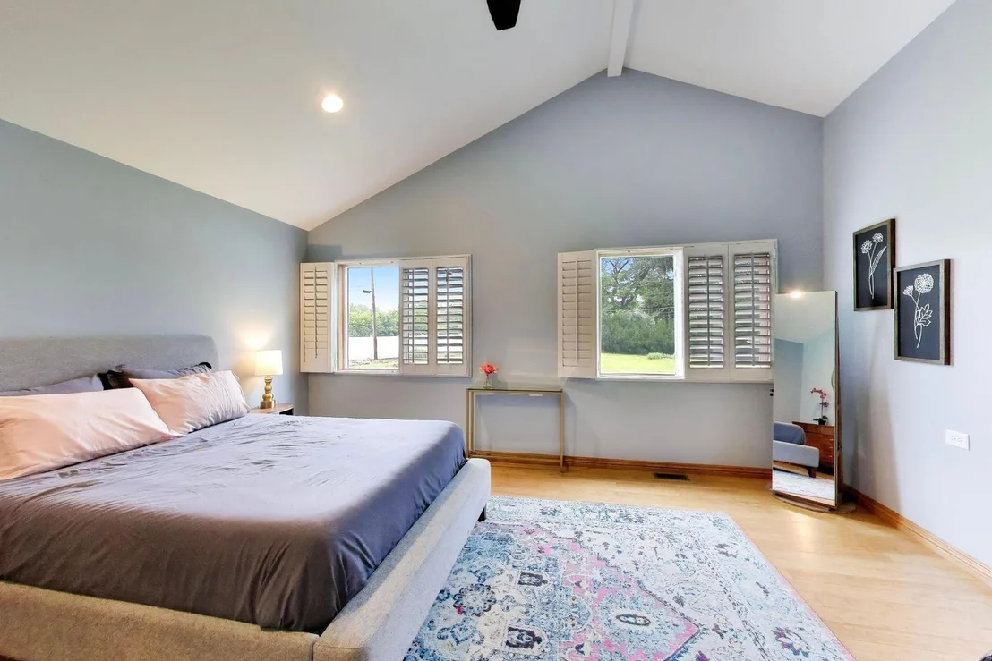 Photo of 801 E Golfview Drive