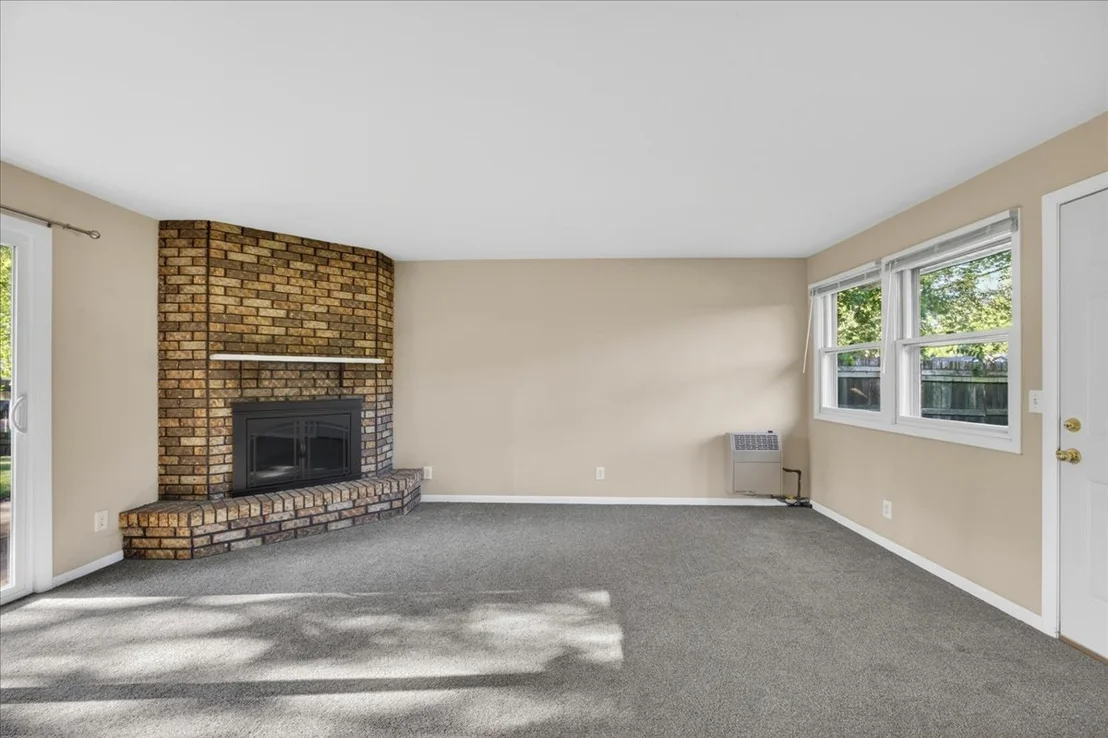 Photo of 3735 Highcrest Road