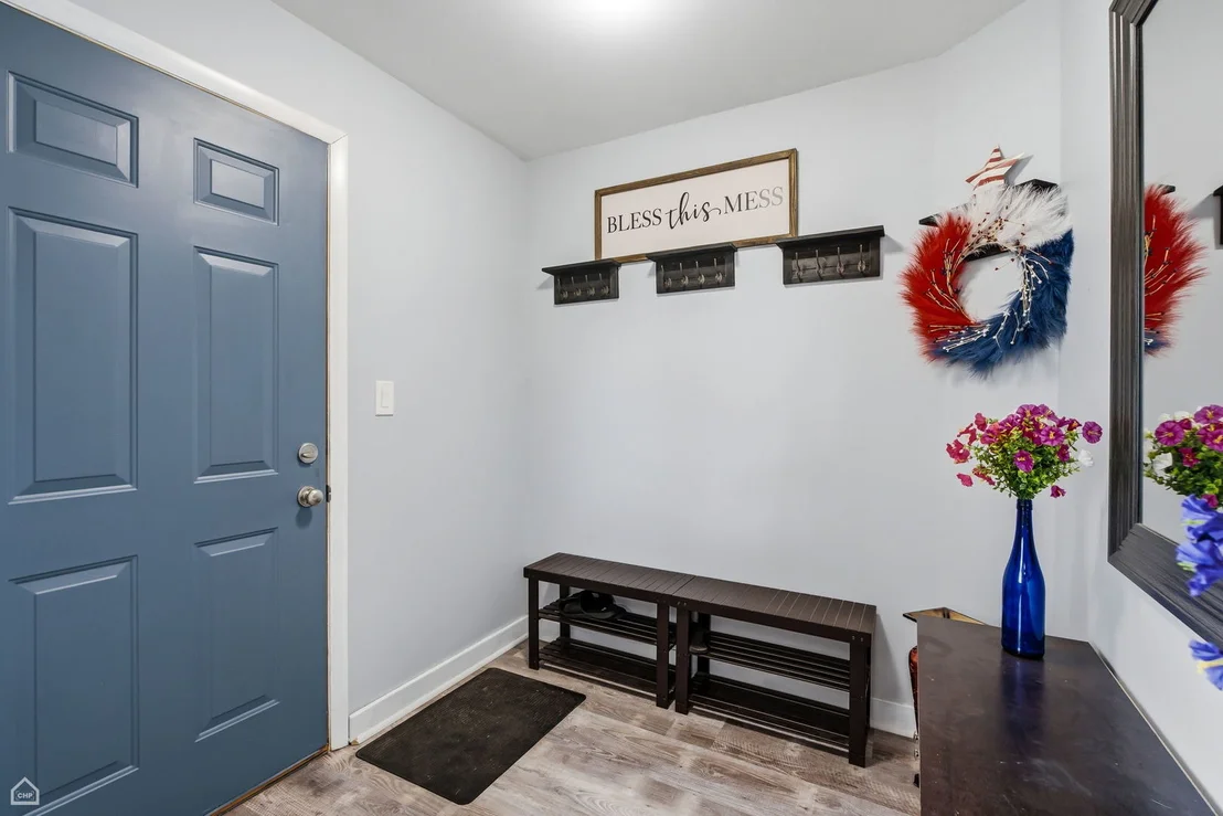 Photo of 4400 Riverside Drive