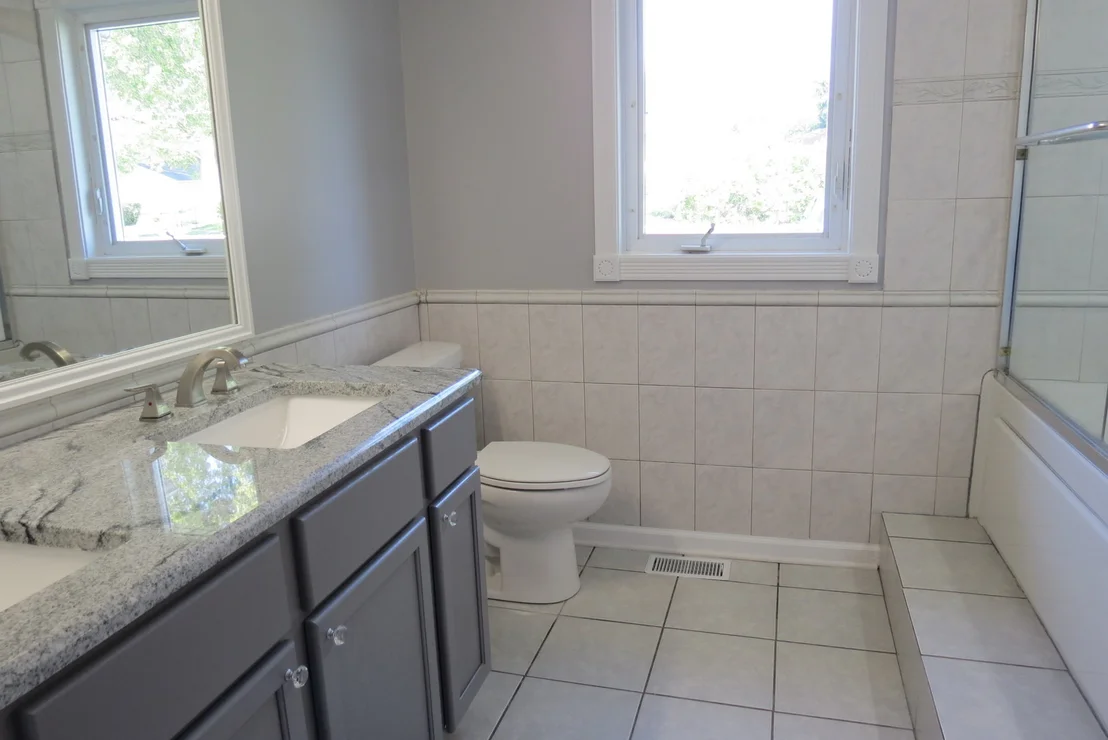 Photo of 527 Binder Street