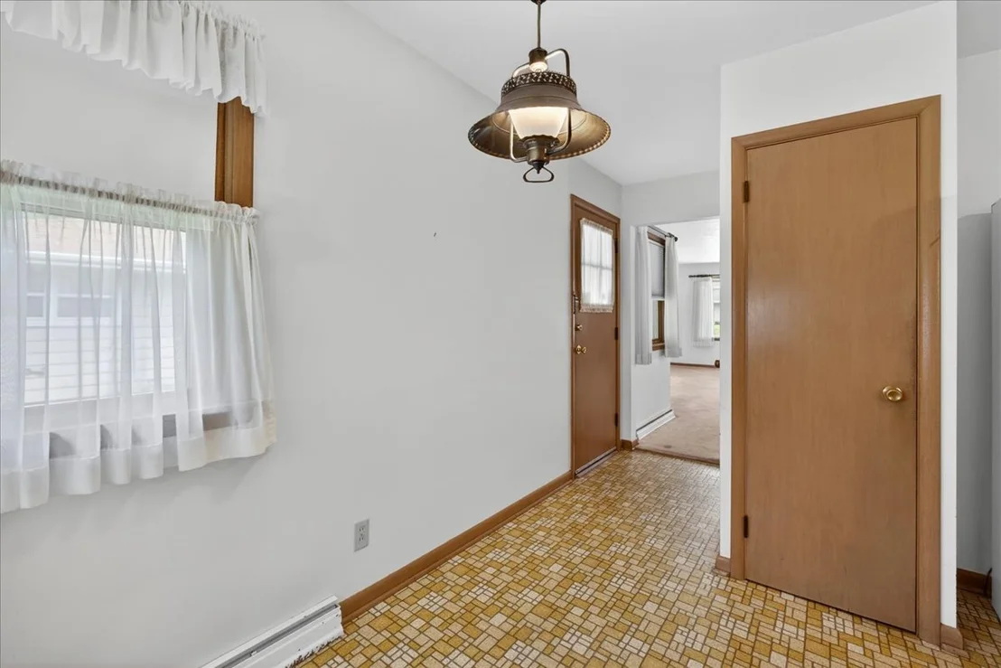 Photo of 404 Fairview Boulevard