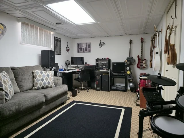 Photo of 219 Greenbriar Lane