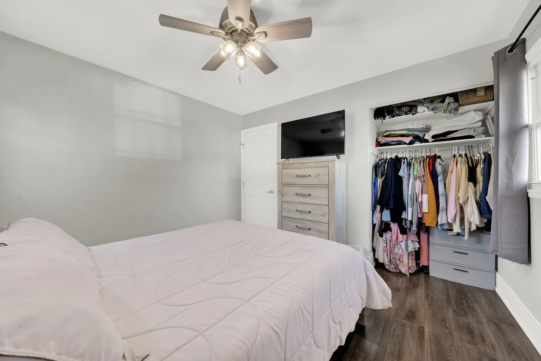 Photo of 19 Mohawk Drive