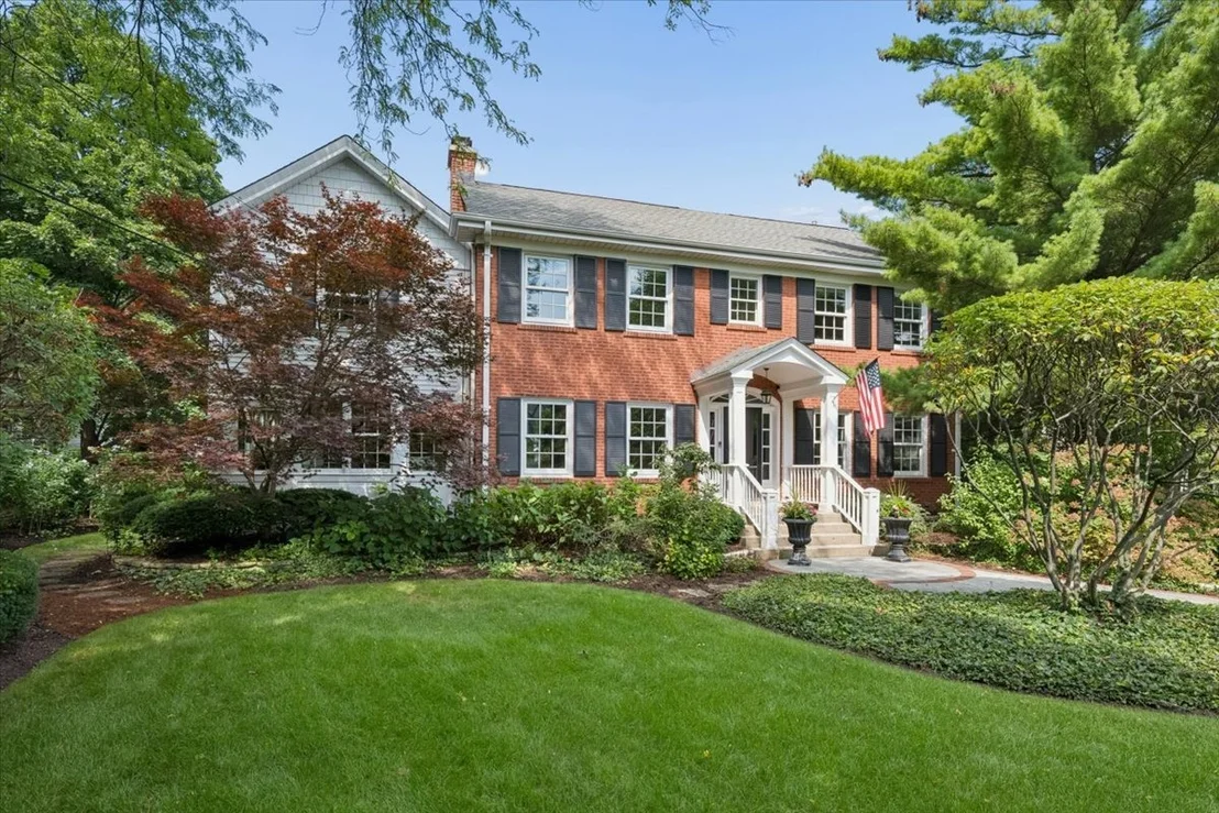 Photo of 579 Hill Terrace
