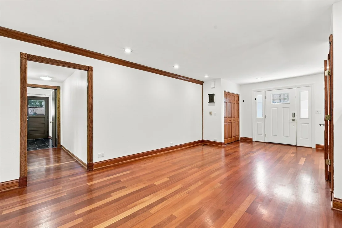 Photo of 1727 Ellendale Drive