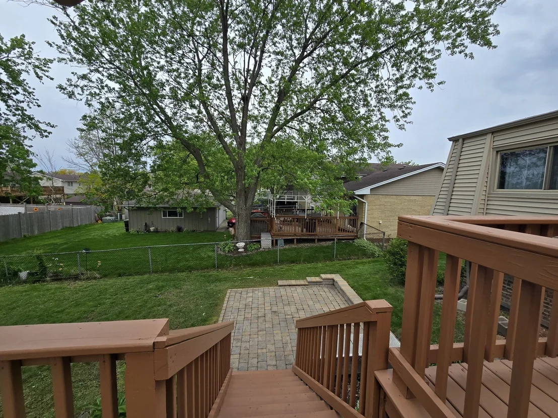 Photo of 7447 160th Place