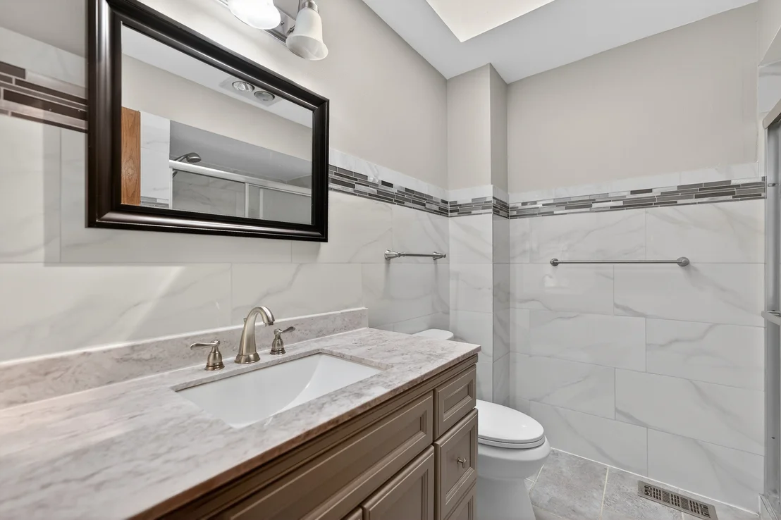 Photo of 1281 Scarlet Drive