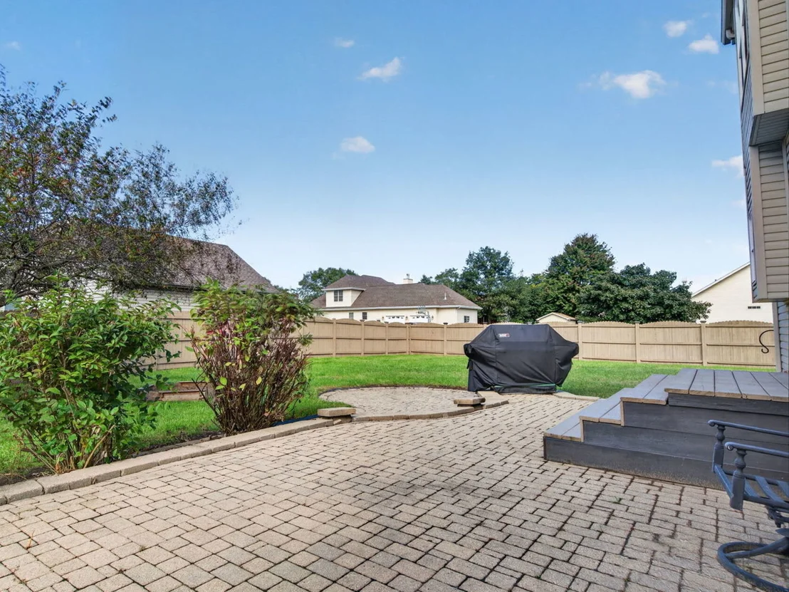 Photo of 1010 Heritage Drive