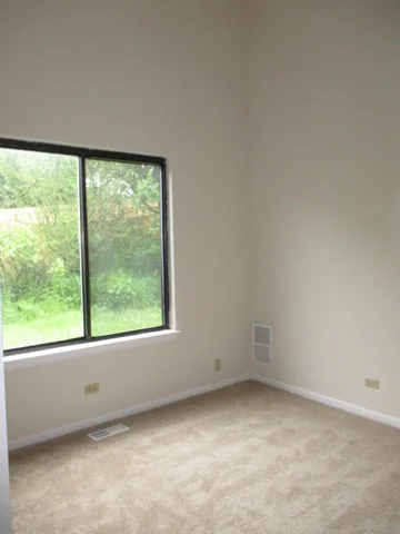 Photo of 352 Forest Court