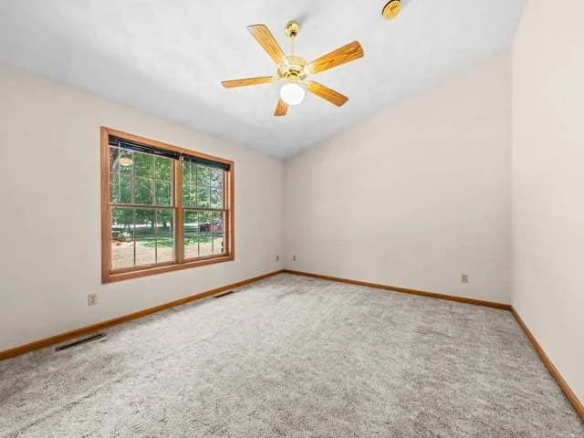 Photo of 1633 N Sauk Trail