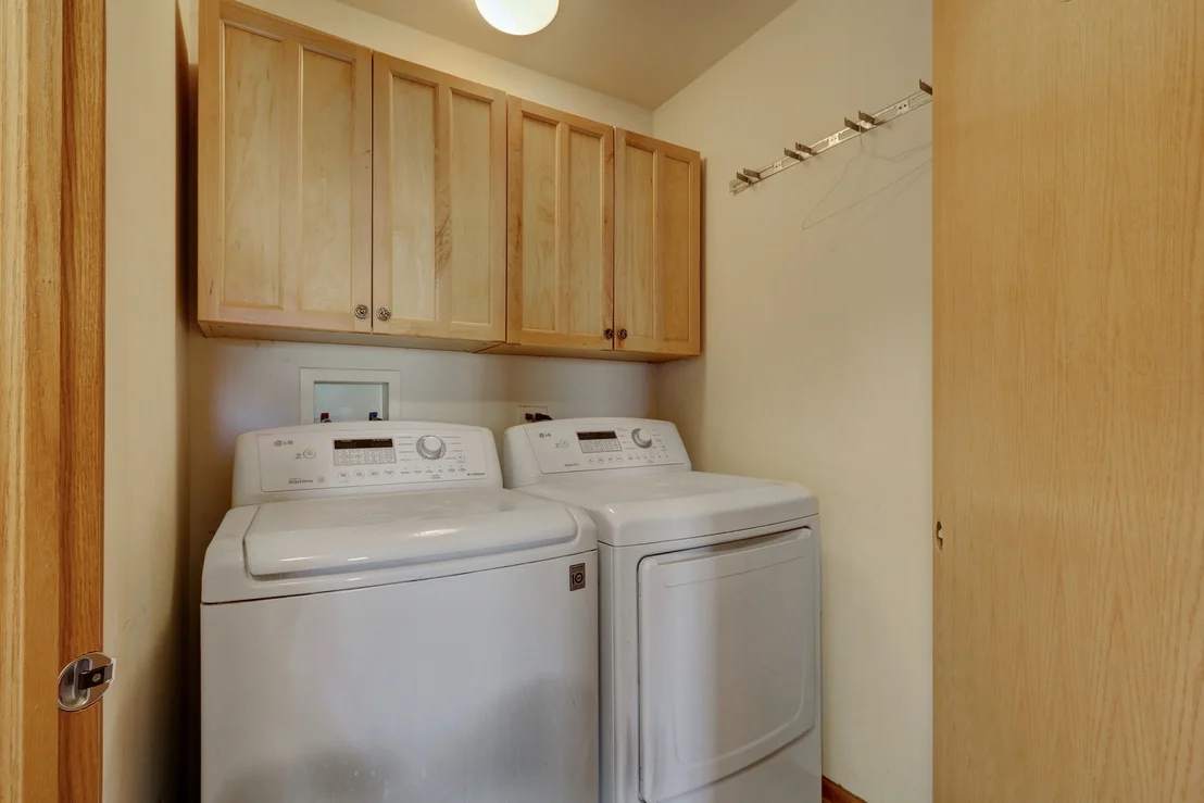 Photo of 2420 Evergreen Circle