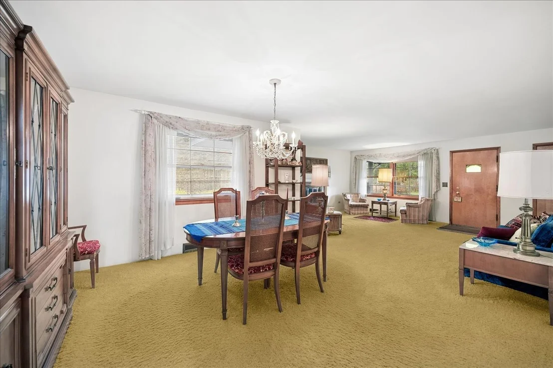 Photo of 561 Happ Road