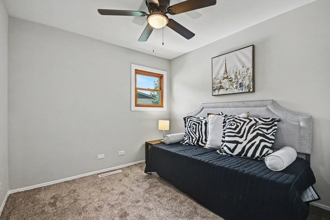 Photo of 15405 James Drive